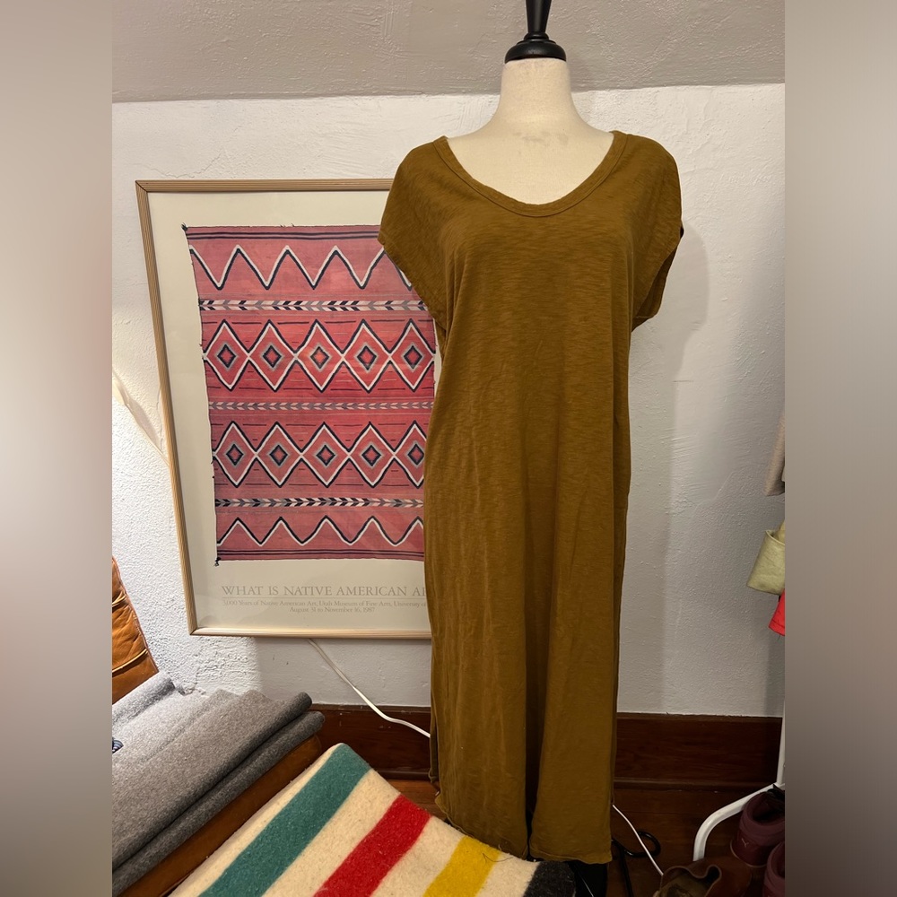 Universal Thread Mustard Shirt Dreas